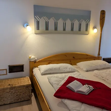 - Haus C, App 0c0803 Appartement *
